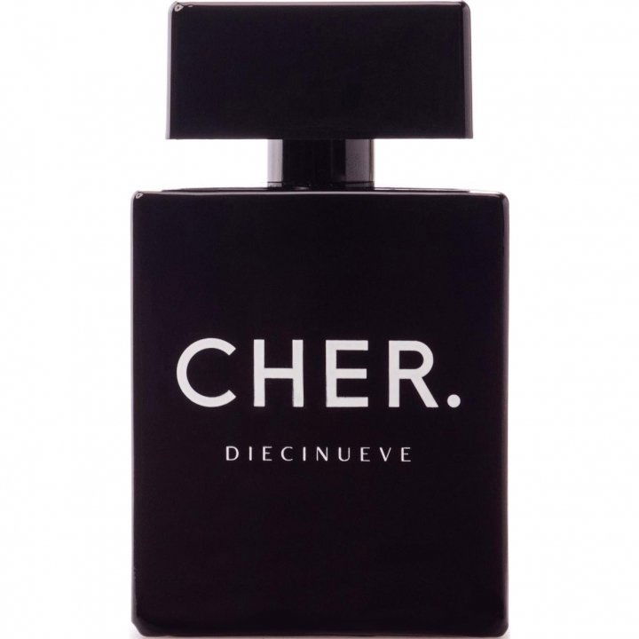Diecinueve by Cher. perfume bottle