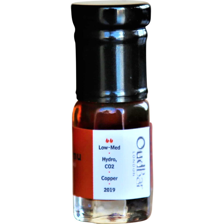 Betonamu by OudBar perfume bottle