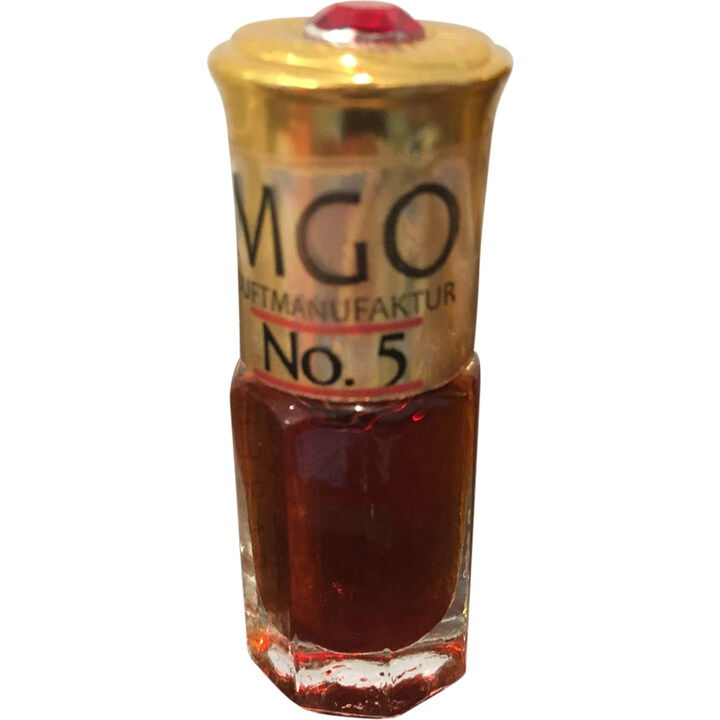 No. 5 Pure Attar by Duftanker MGO Duftmanufaktur perfume bottle