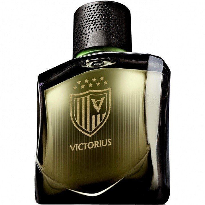 Victorious by ésika perfume bottle