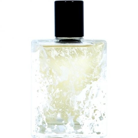 Pulling Down From The Ephemeral by Folie à Plusieurs perfume bottle