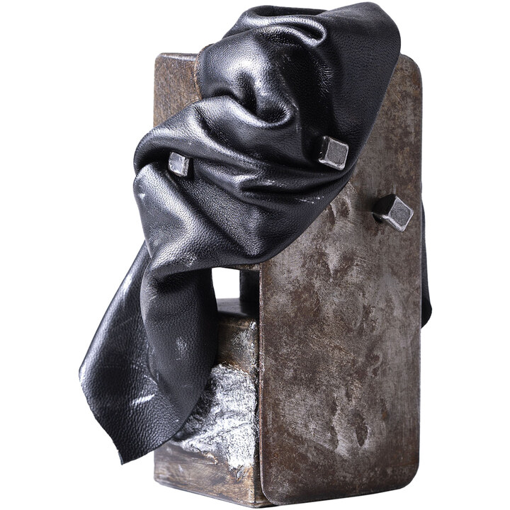 Urma Vie by Adi ale Van perfume bottle