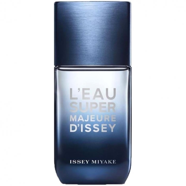 L'Eau Super Majeure d'Issey by Issey Miyake perfume bottle