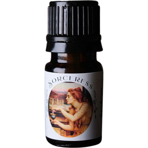 Sorceress by Amorphous / Black Baccara perfume bottle