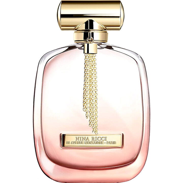 L'Extase Caresse de Roses by Nina Ricci perfume bottle