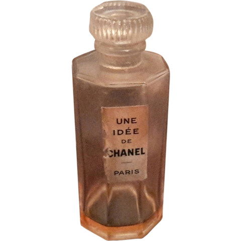 Une Idée by Chanel perfume bottle
