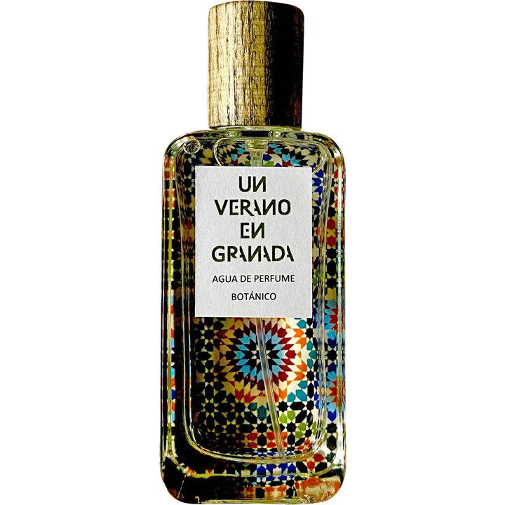 Un Verano en Granada by Artesanía Sulayr perfume bottle