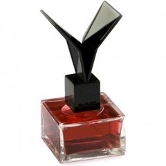 Lacquered Rose by X-Ray / RXR perfume bottle