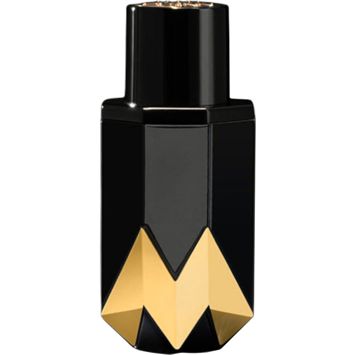 Onyx EDP by Royalty by Maluma perfume bottle