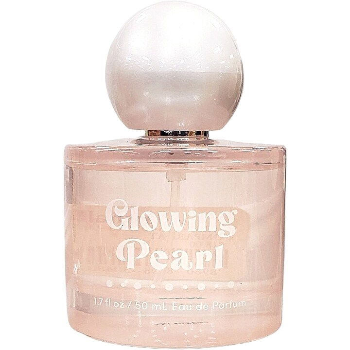 Glowing Pearl by Tru Fragrance / Romane Fragrances perfume bottle