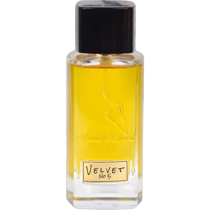 Velvet No 5 by Faisal Aldayel / فيصل الدايل perfume bottle