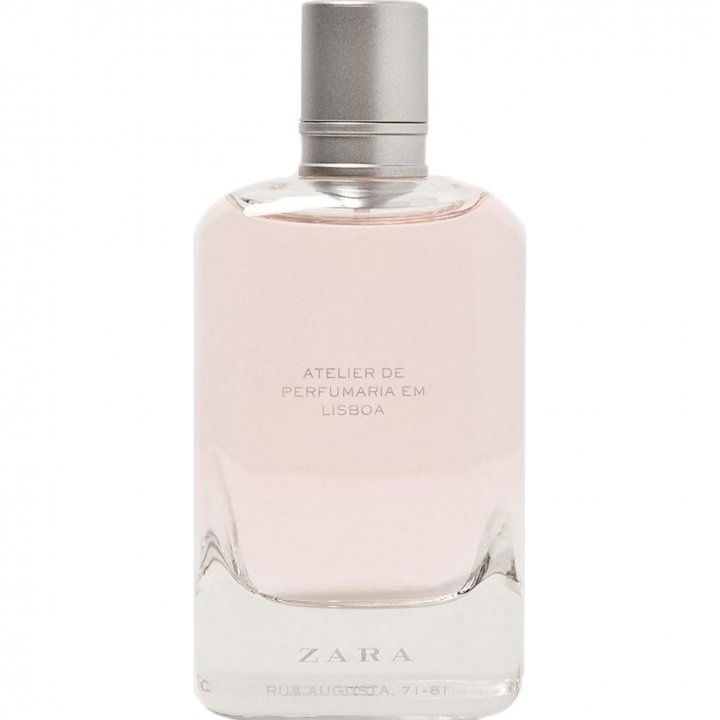 Atelier de Perfumaria em Lisboa by Zara perfume bottle