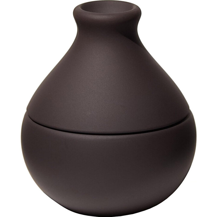 Night Iris by KKW Fragrance / Kim Kardashian perfume bottle