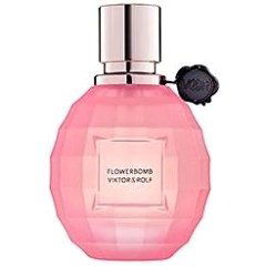 Flowerbomb La Vie en Rose by Viktor & Rolf perfume bottle