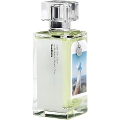 June 15th, 10 am on Porticciolo Beach, Chia - Sardinia by Made in Italy - Emotional Olfactive Landscapes perfume bottle