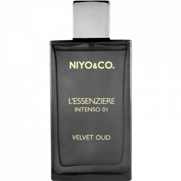 L'Essenziere Intenso 01 - Velvet Oud by Niyo & Co. perfume bottle