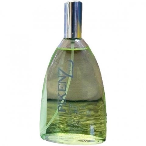 Parfum de Beauté - Tender Green by Pikenz perfume bottle