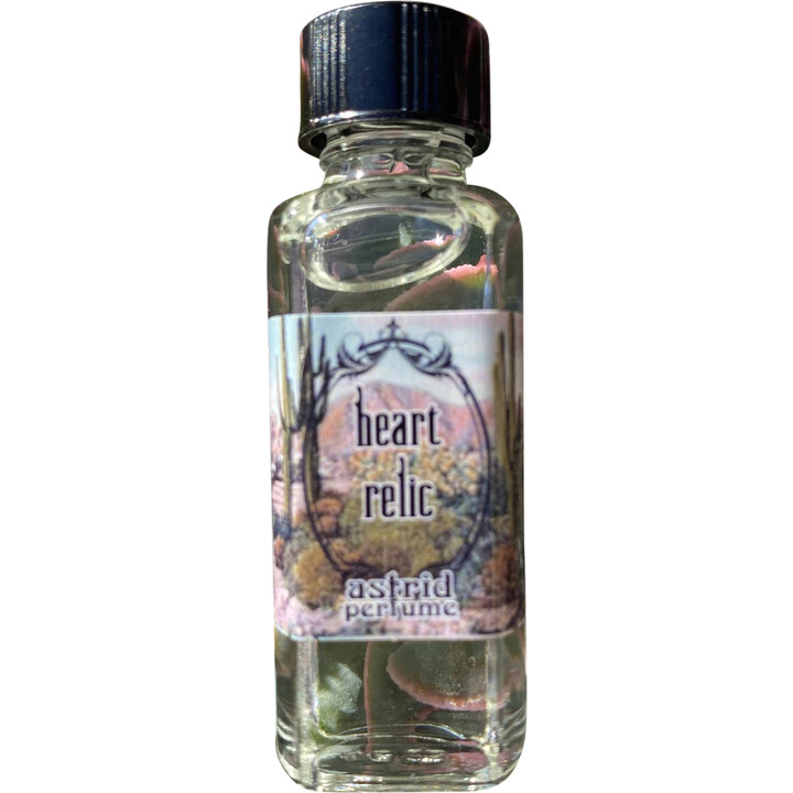 Heart Relic by Astrid Perfume / Blooddrop perfume bottle