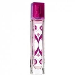 Voyage Voyage - So Chic! by Oriflame perfume bottle