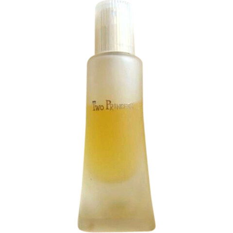 Two Princess Yellow / トゥープリンセス イエロー by Pink Typhoon / ピンクタイフーン perfume bottle