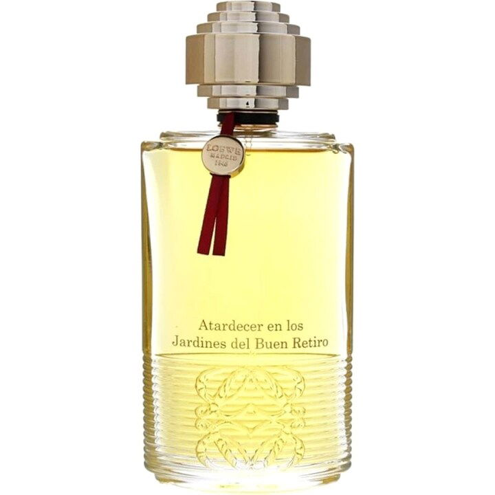 Un Paseo por Madrid - Atardecer en los Jardines del Buen Retiro by Loewe perfume bottle