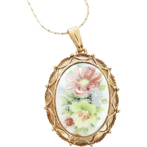 Rondisse Fragrance Pendant / Rondisse Fragrance Ring by Luzier Inc. perfume bottle