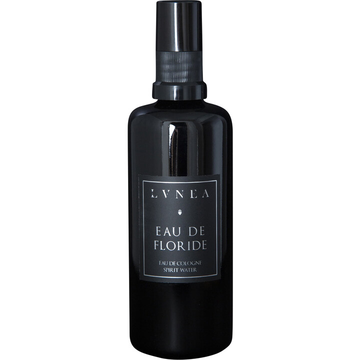 Eau de Floride by Lvnea perfume bottle