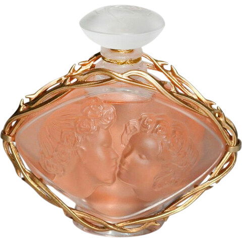 Le Baiser (Parfum) by Lalique perfume bottle