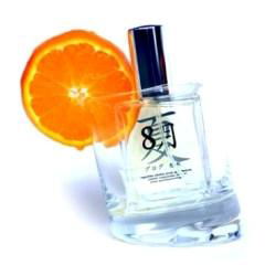 August by Erik Kormann perfume bottle