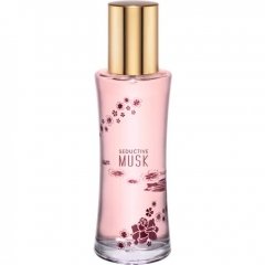 Seductive Musk by Oriflame perfume bottle