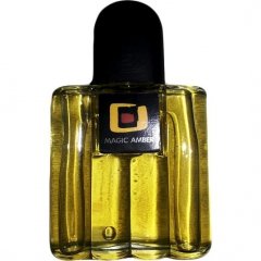 Ambre / Amber / Magic Amber / Sándal / Épicée by Axe / Lynx perfume bottle