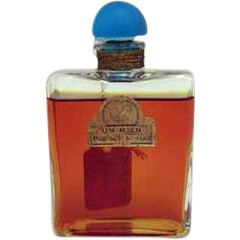 Un Rien by Martial et Armand perfume bottle