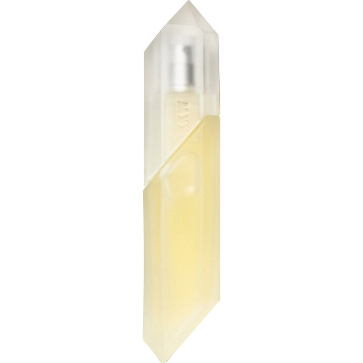 Crystal Vanilla by KKW Fragrance / Kim Kardashian perfume bottle