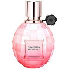 Flowerbomb La Vie en Rose 2016 by Viktor & Rolf perfume bottle