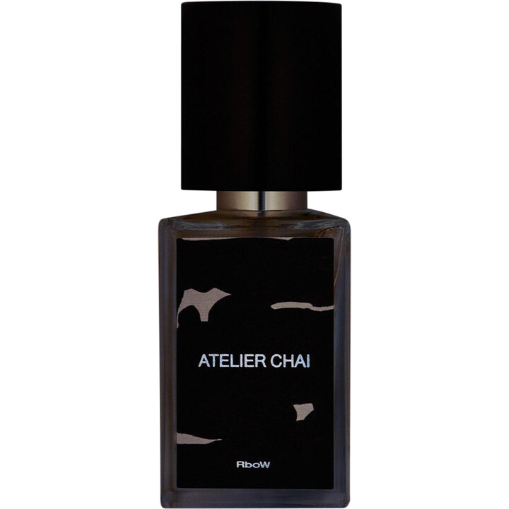 Case Study #16 - Atelier Chai by RboW perfume bottle