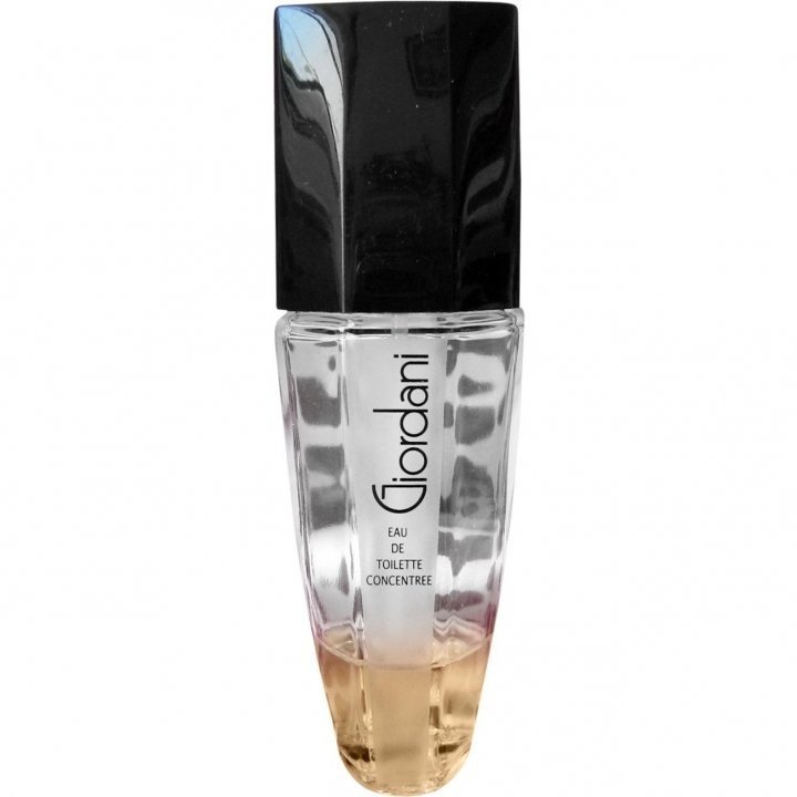 Giordani by Oriflame perfume bottle