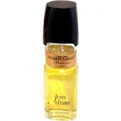 Jeux d'Eau by Roger & Gallet perfume bottle
