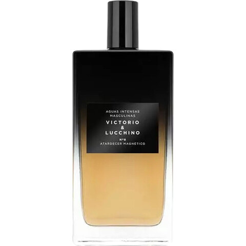 Aguas Intensas Masculinas - N°8 Atardecer Magnético by Victorio & Lucchino perfume bottle