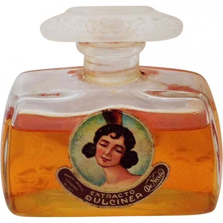 Dulcinea by De Nicoló perfume bottle