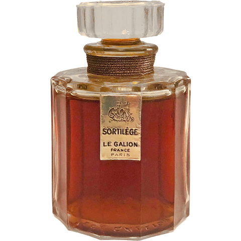 Sortilège (1936) (Extrait) by Le Galion perfume bottle