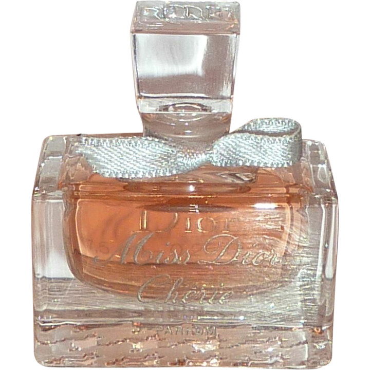 Miss Dior Chérie (Extrait de Parfum) by Dior perfume bottle
