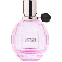 Flowerbomb La Vie en Rose 2015 by Viktor & Rolf perfume bottle