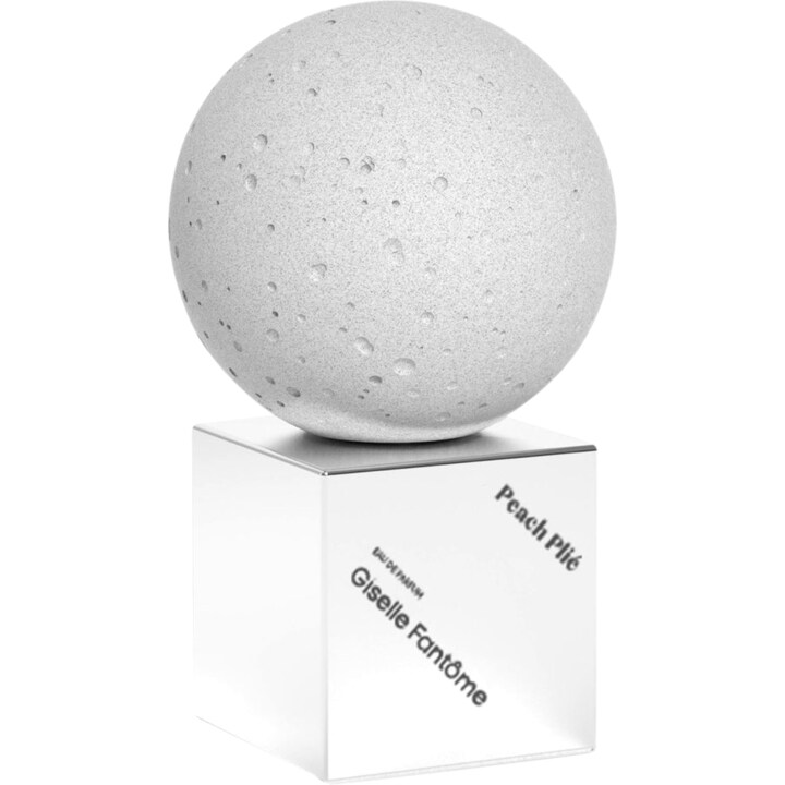 Giselle Fantôme by Peach Plié perfume bottle