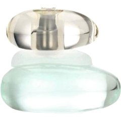 Elvie by Oriflame perfume bottle