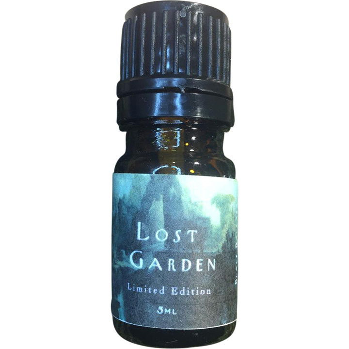 Lost Garden by Amorphous / Black Baccara perfume bottle