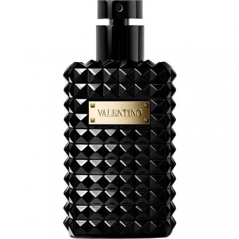 Valentino Noir Absolu Musc Essence by Valentino perfume bottle