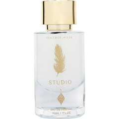 Feather Musk - Studio by Oud Azkaa / أزكی للعود perfume bottle