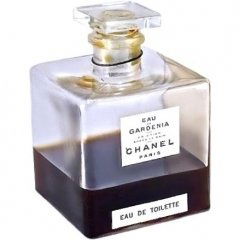Eau de Gardénia by Chanel perfume bottle