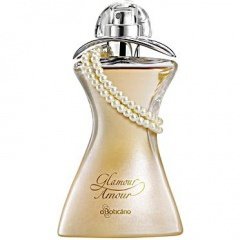 Glamour Amour by O Boticário perfume bottle