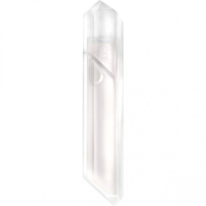 Crystal Gardenia Citrus by KKW Fragrance / Kim Kardashian perfume bottle